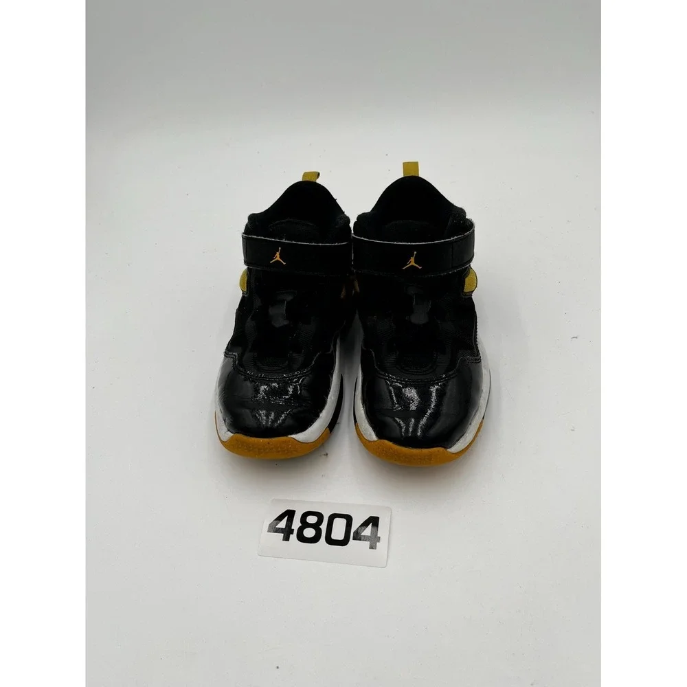 Nike Air Jordan Stay Loyal 3 Youth 1Y Basketball Shoe Black Yellow Ochre Sneaker